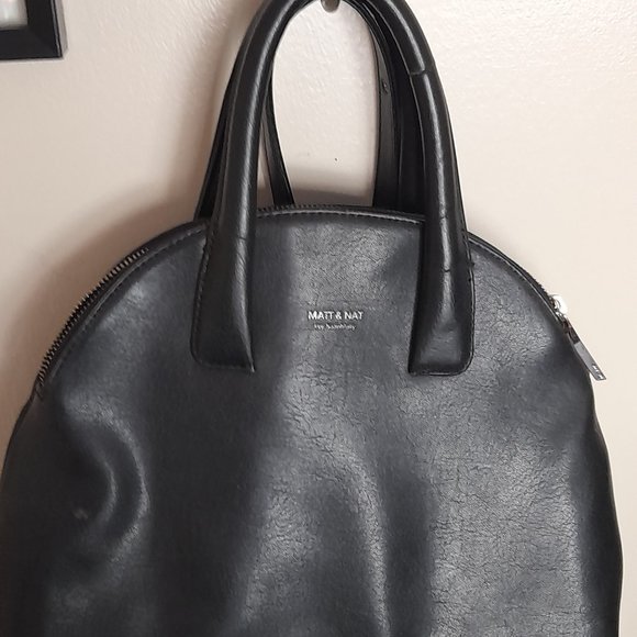 Classic vegan leather purse by Matt and Nat - Picture 2 of 5